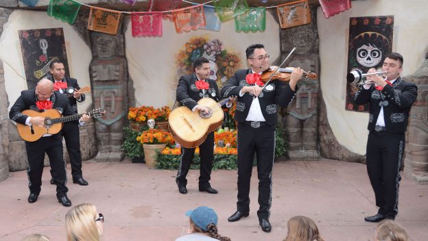 Grupo de Mariachis inspirado no filme fará apresentações no Epcot.