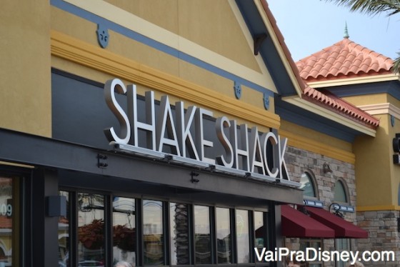 Placa e entrada do Shake Shack de Winter Park 