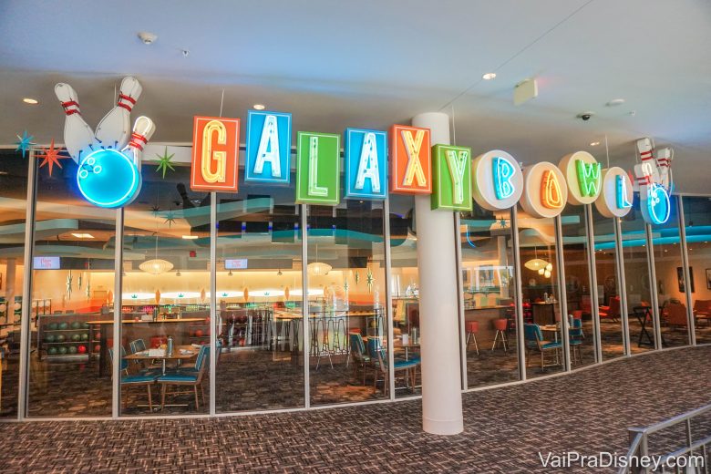 Galaxy Bowl, a pista de boliche do Cabana Bay