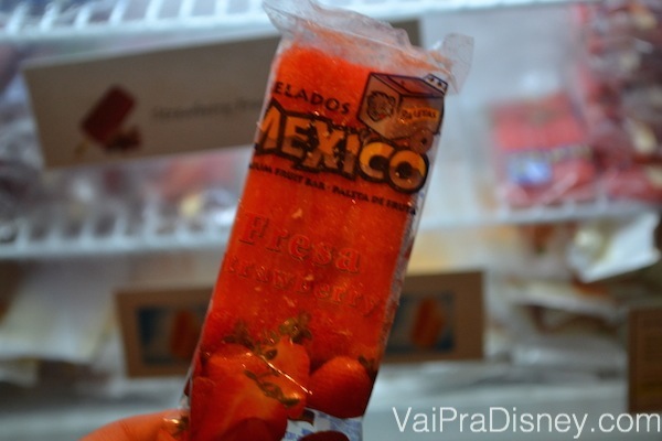 Foto da paleta mexicana de morango que também estava na geladeira 