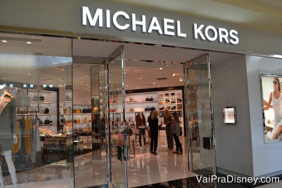 Vitrine da loja Michael Kors no Altamonte 