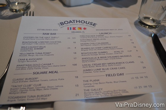 O cardápio do dia do The Boathouse. A cada dia eles imprimem um novo cardápio com os alimentos mais frescos disponíveis. 