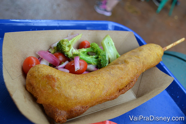 Corn Dog jumbo = furada no Harambe Market! Depois não diga que eu não avisei. 