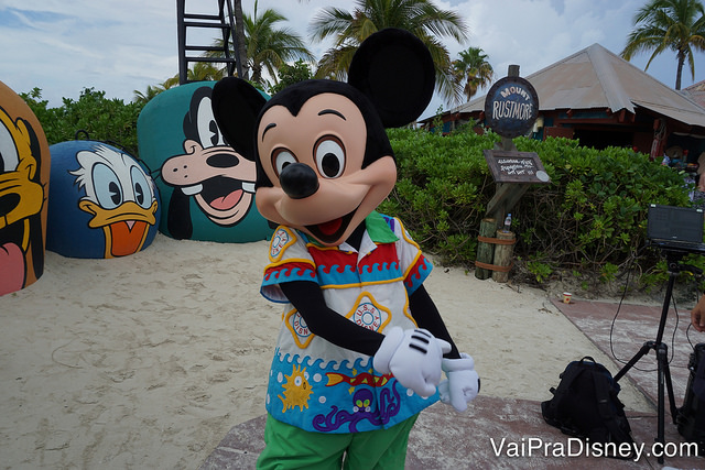 Foto do Mickey de roupa de praia em Castaway Cay!