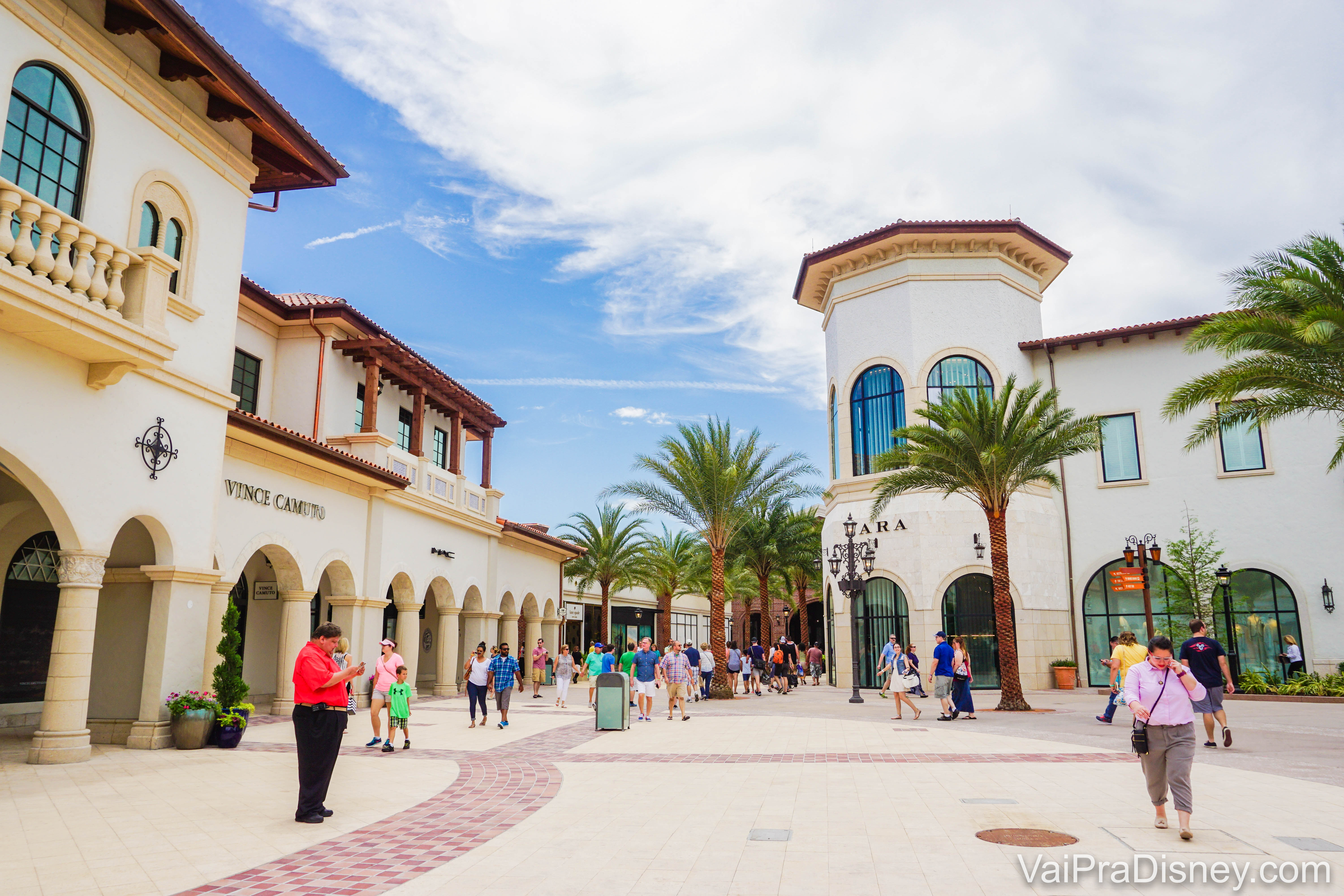 Complexo de lojas a céu aberto do Disney Springs