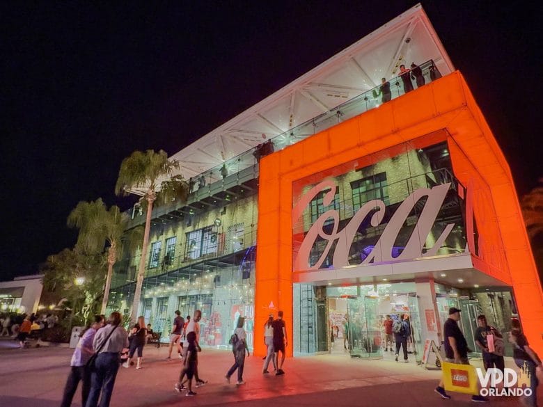Foto da loja da Coca-Cola em Disney Springs