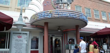 Entrada do Hollwyood & Vine no Disney's Hollywood Studios