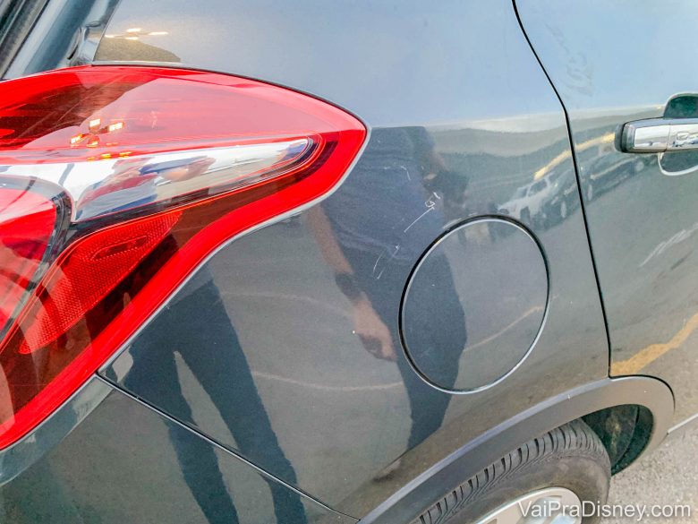 É sempre bom verificar direitinho o carro antes de alugar pra não ter dor de cabeça depois!