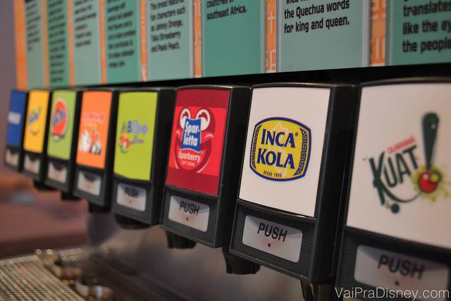 Refrigerantes da Coca-Cola pelo mundo: você pode experimentar de graça na Club Cool