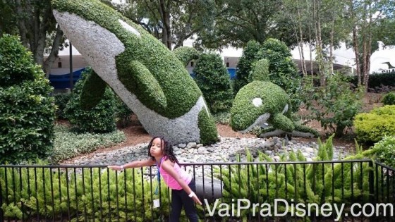 pai-e-filha-viagem-dianey-orlando-nilton-epcot