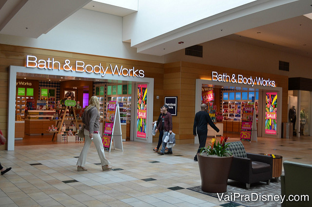 Compras no Florida Mall - O Maior Shopping de Orlando