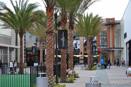 O Florida Mall é gigante e cheio de lojas ótimas!