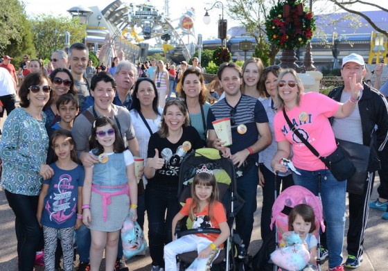 Viagem em grupo grande para Orlando. Época mais cheia da Disney, entre o Natal e o Ano Novo