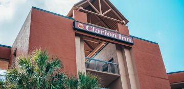 O Clarion é uma excelente alternativa de hotel bom e barato perto da Disney.