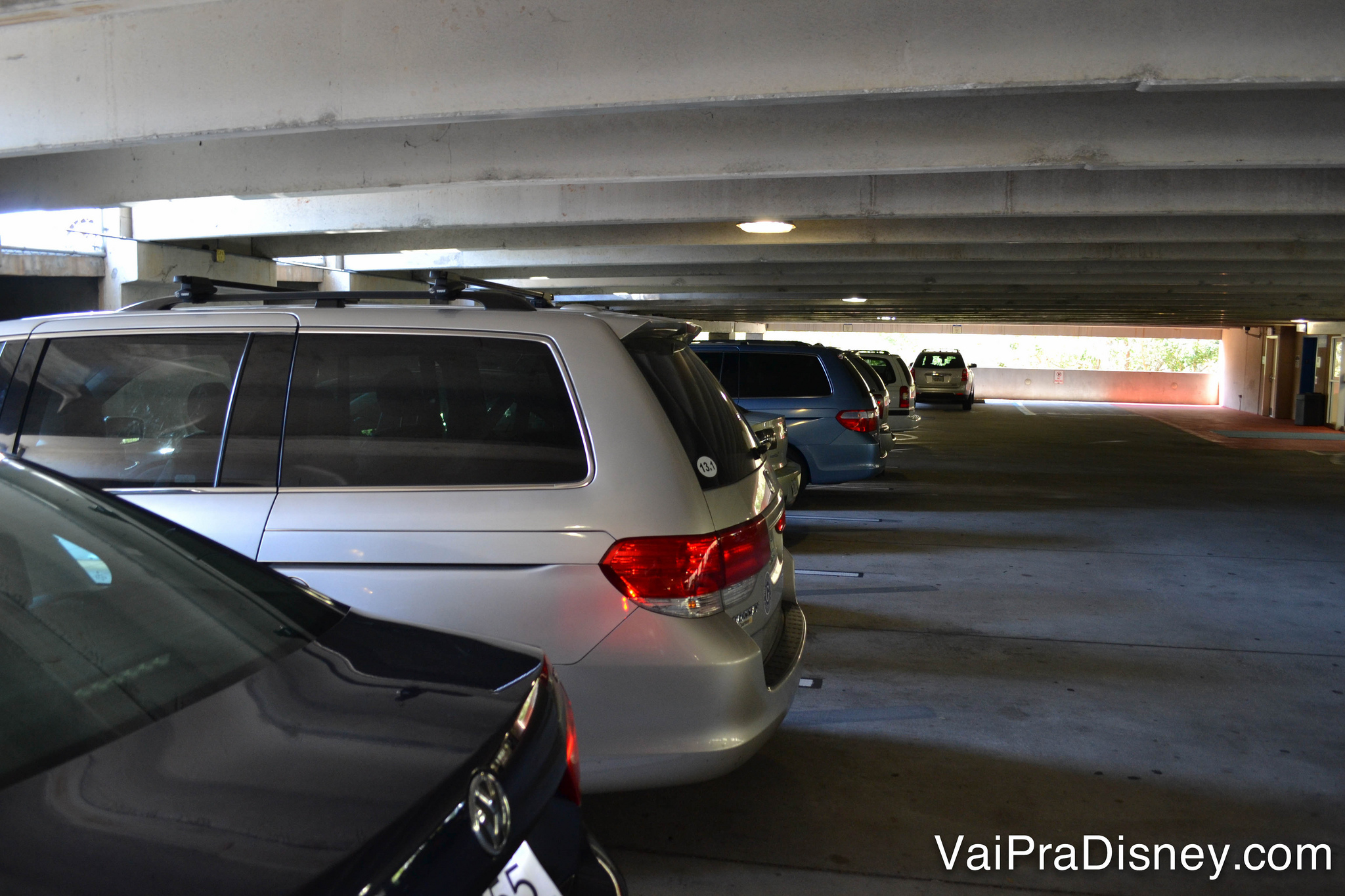 Não se esqueça de registrar onde você parou o carro nos estacionamentos dos parques, heim?