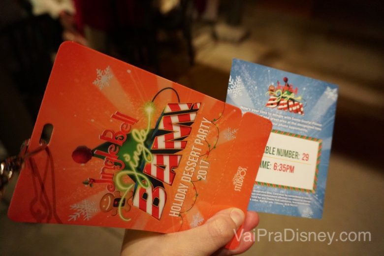 Foto da credencial, horário de foto e número da mesa na Jingle Bell, Jingle BAM! Holiday Dessert Party