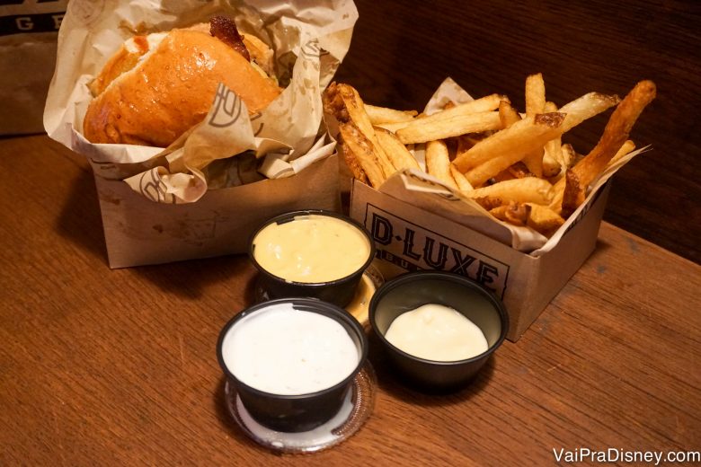 D-Luxe burger, no Disney Springs. O único dessa área que oferece pedido pelo celular.