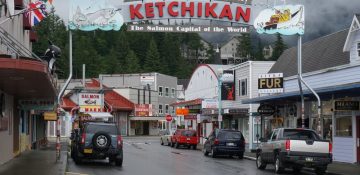 O sexto dia do cruzeiro foi em Ketchikan, no Alaska. Foto da cidade, pequena e aconchegante.