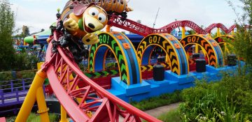 Foto da montanha-russa Slinky Dog Dash, na Toy Story Land do Hollywood Studios