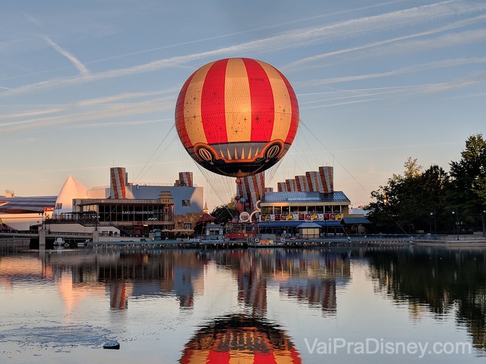 Alguém reconhece o balão de Disney Village? Parece muito com o antigo de Disney Springs, né?