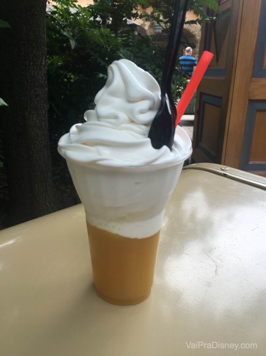 Disneyland Paris - Pineapple Whip, o primo francês do Pineapple Float