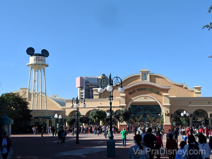 O Walt Disney Studios Park é o segundo e mais recente do complexo, inaugurado em 2002