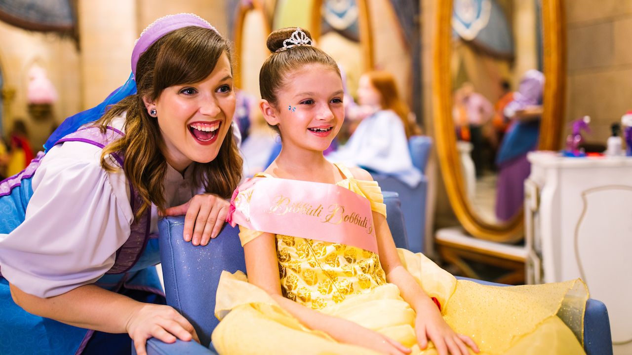 Disney anuncia nova unidade da Bibbidi Bobbidi Boutique Vai pra Disney?