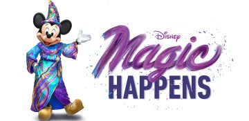 Imagem de divulgação da nova parada Magic Happens, com o Mickey Feiticeiro ao lado do nome escrito em roxo.