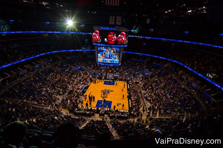 Os jogos da NBA são uma experiência bem americana e super diferente.