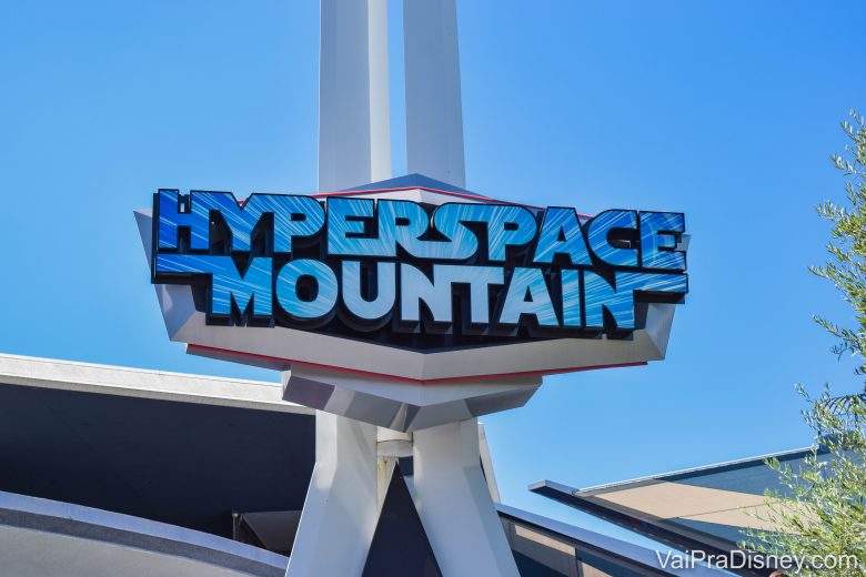 Disneyland California - Não quero ficar comparando mas não tem jeito, a Space Mountain aqui é MUITO melhor!