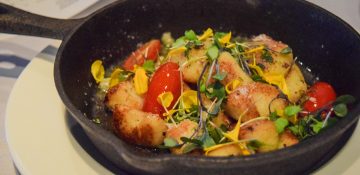 Foto do prato com o gnocchi trufado do Market to Table, restaurante em Winter Garden