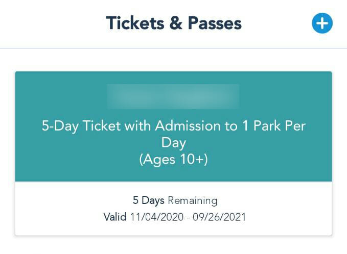 Foto da tela do app da Disney mostrando ingressos que tiveram sua validade estendida 