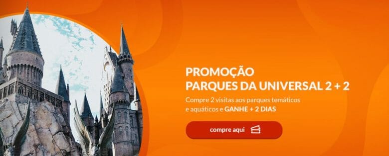 Foto da tela do VPD Travel Foto da tela do VPD Travel, anunciando a promoção Parques da Universal 2+2 em um fundo laranja