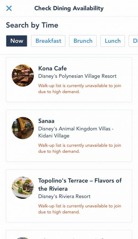Imagem da consulta de disponibilidade dos restaurantes no app da Disney Imagem do app da Disney com a nova função, a Mobile Dine Walk-Up Waitlist, mostrando os restaurantes disponíveis