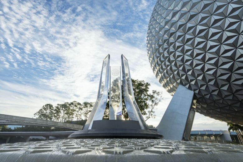 Imagem da nova fonte do Epcot durante o dia. 