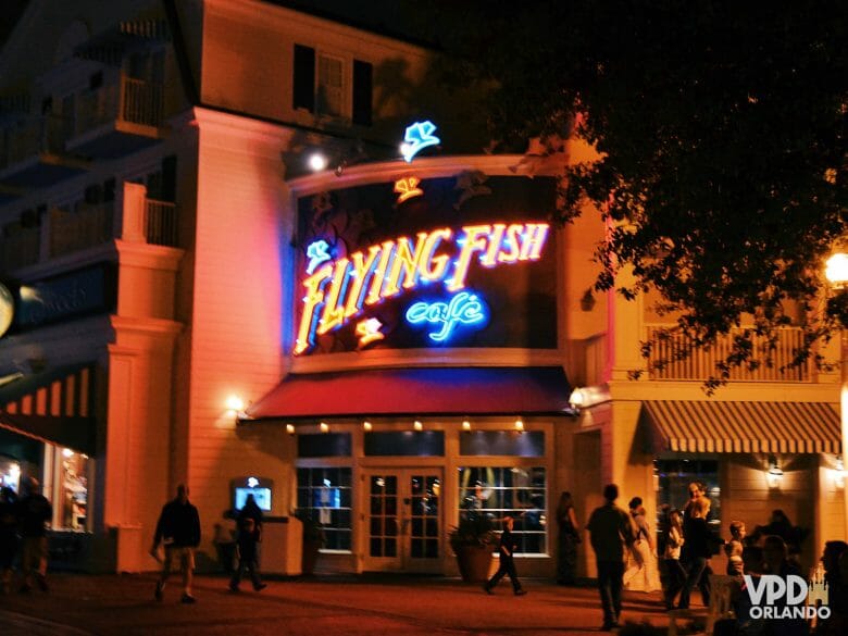 Entrada do Flying Fish, no Disney's Boardwalk.