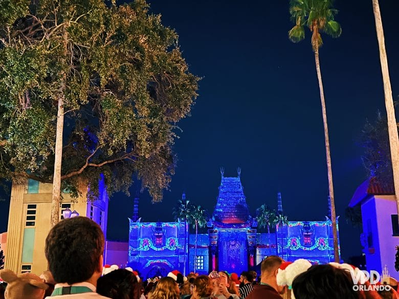 foto do teatro chinies durante o show jingle bell jingle bam