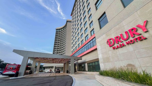 Drury Plaza Hotel Orlando Disney Springs Area: hotel com café da manhã na região de Disney Springs