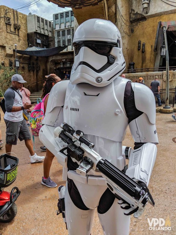Os Stormtroopers na Galaxy’s Edge do Hollywood Studios 