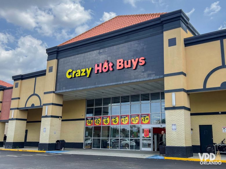fachada da loja Crazy Hot Buys em Orlando