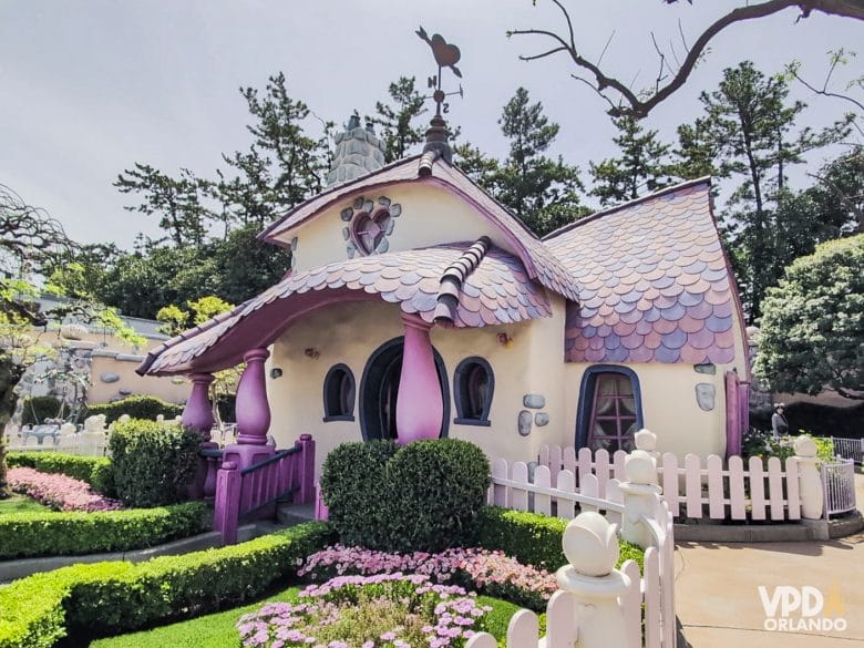 Casa da Minnie na área de Toontown no Tokyo Disneyland
