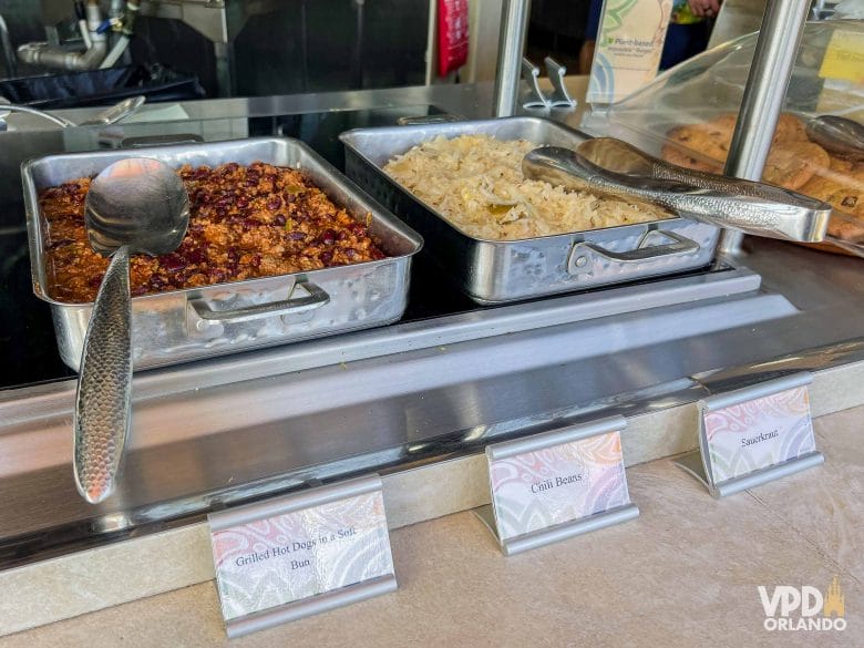 Imagem da comida oferecida no True-True BBQ em Lookout Cay