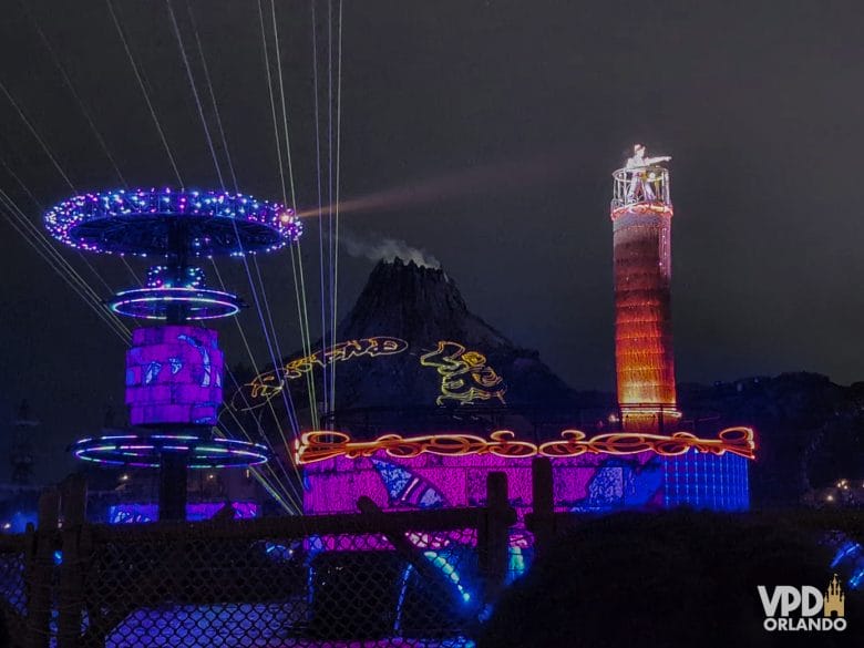 Espetáculo Believe! Sea of Dreams no Tokyo DisneySea