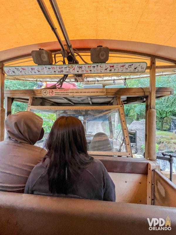 Carrinho da atração Kilimanjaro Safari no Animal Kingdom