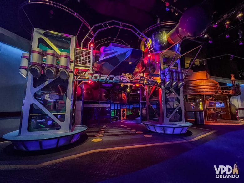 Imagem geral do playground Space Base no Epcot