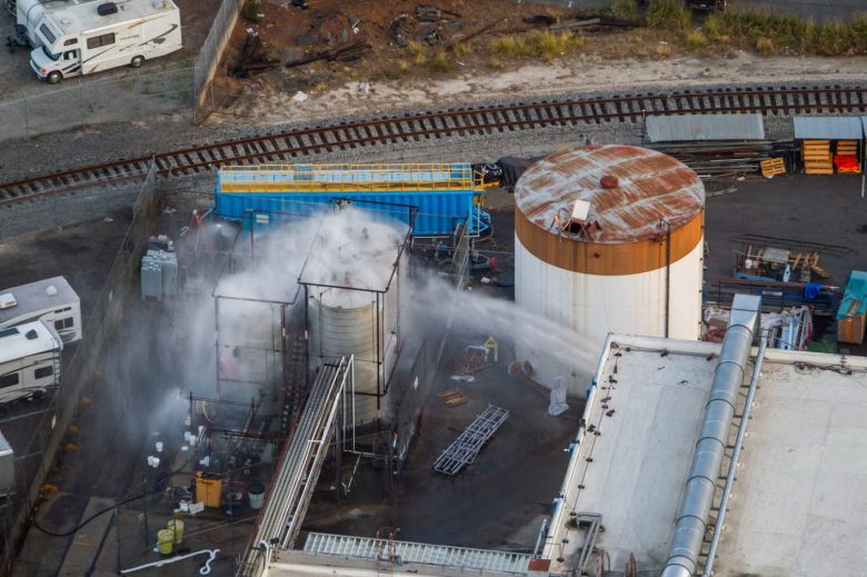 Imagem área do tanque em risco de vazamento em Garden Grove na Califórnia