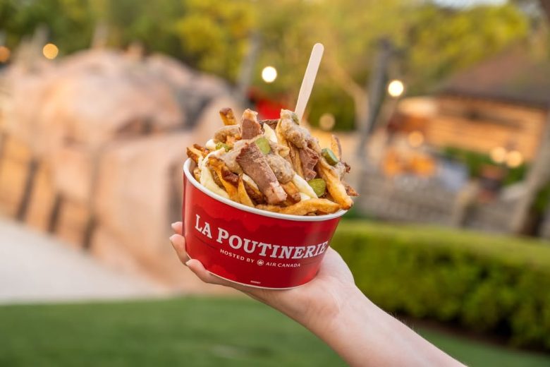 Imagem de divulgação do poutine vendido no La Poutinerie no Epcot